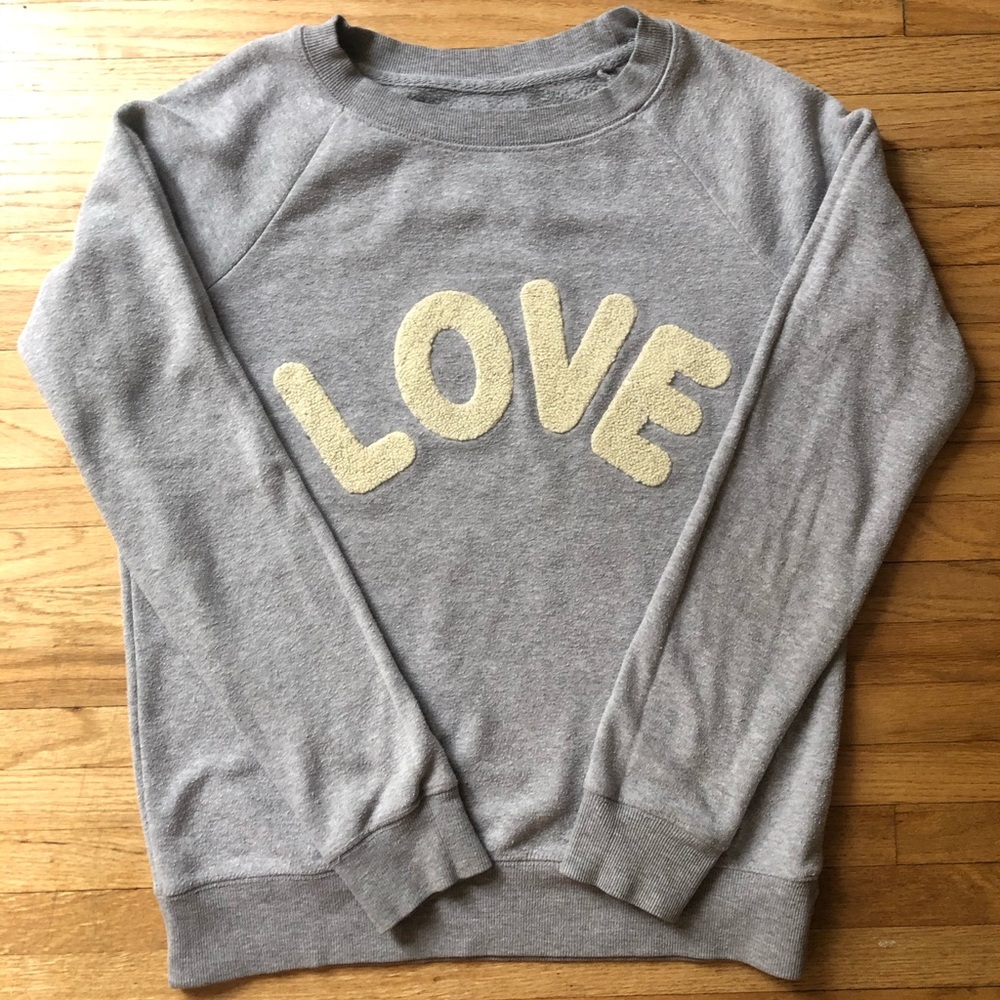 🔥5 for $25🔥 Love sweatshirt